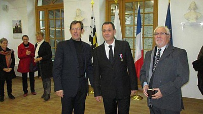 Pornic - 04/12/2013 - Pornic : médaille pour Philippe Miégeville, chef de l`Harmonie 